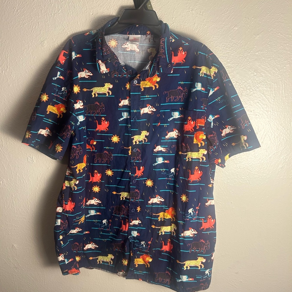 Disney Lion King Button Down Men’s XL